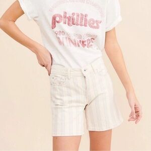Pilcro Anthropologie Cream Stripe Slim Boyfriend Denim Shorts Womens Sz 31